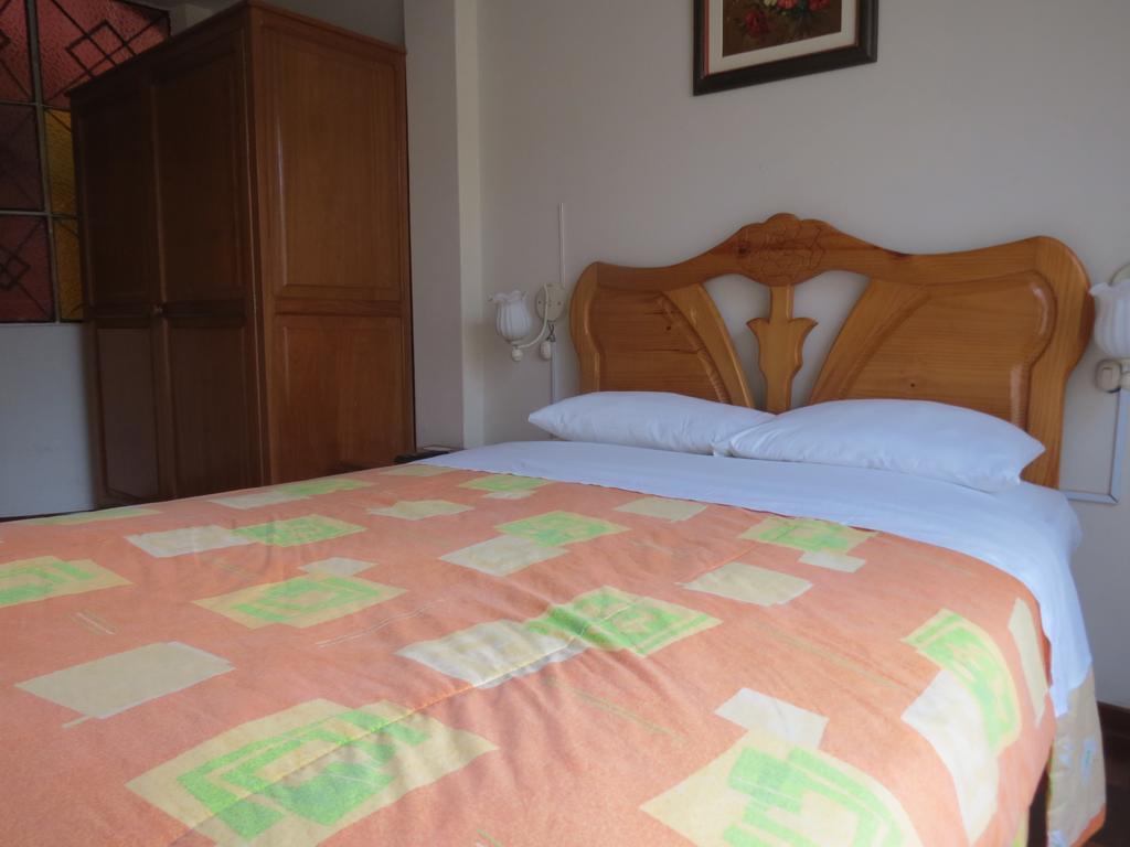 Residencial El Sol De Los Pinos Trujillo Ngoại thất bức ảnh