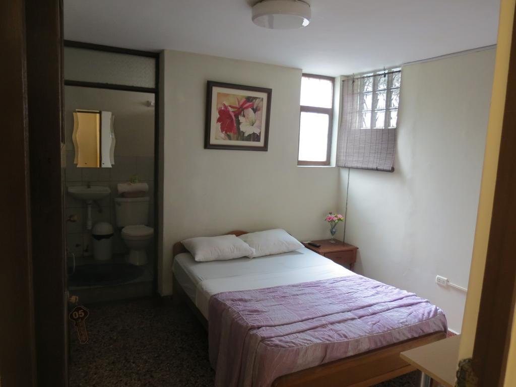 Residencial El Sol De Los Pinos Trujillo Ngoại thất bức ảnh