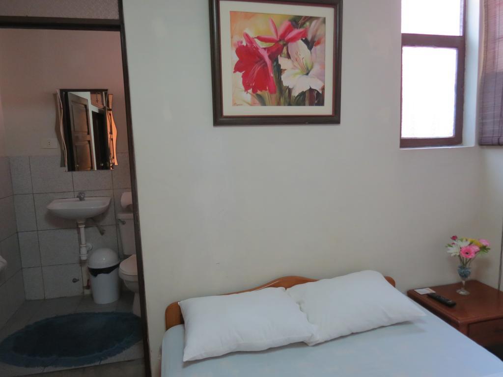 Residencial El Sol De Los Pinos Trujillo Ngoại thất bức ảnh