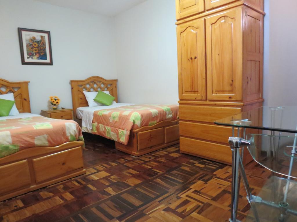 Residencial El Sol De Los Pinos Trujillo Ngoại thất bức ảnh